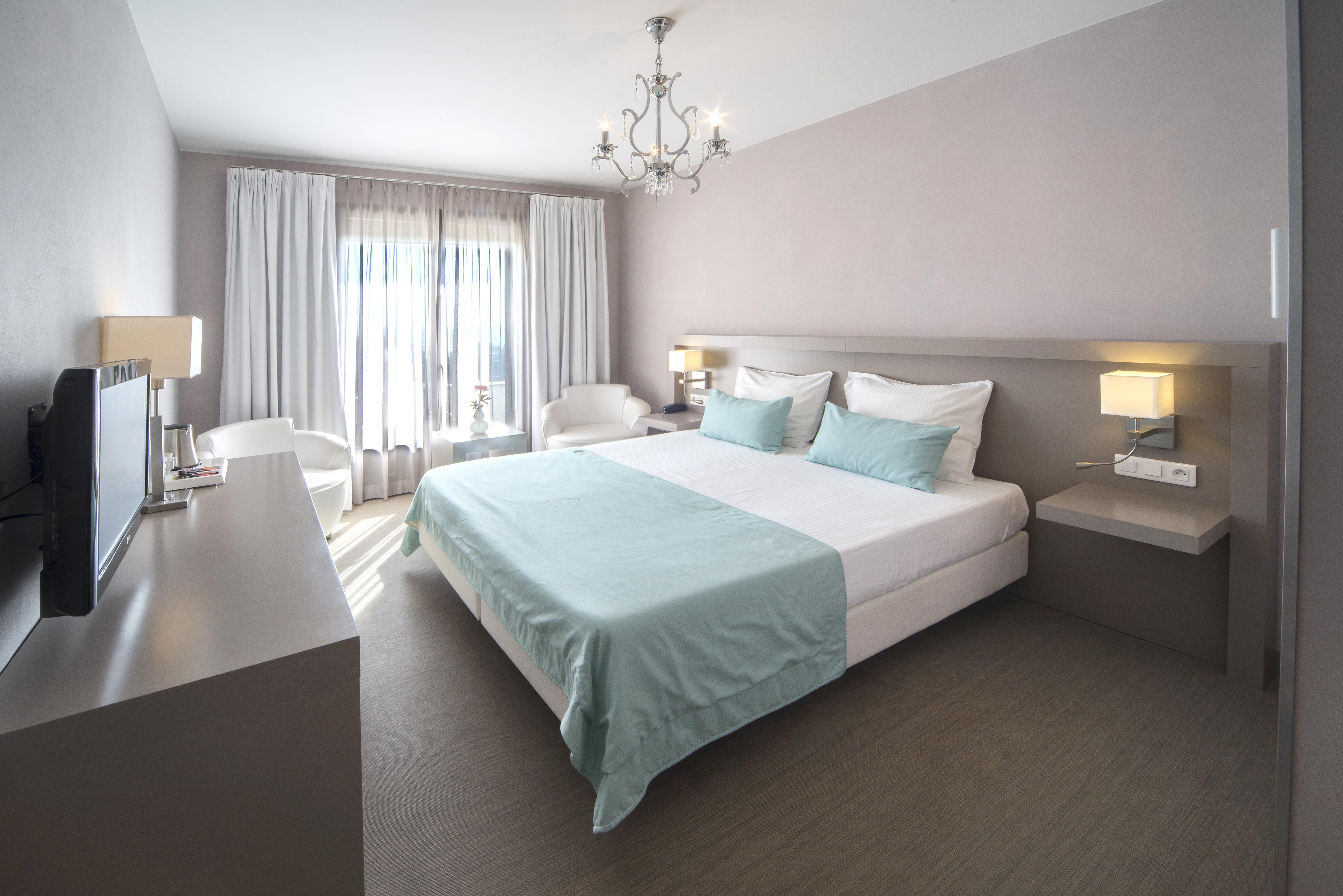 Van Der Valk Hotel Le Catalogne Сен-Глф Экстерьер фото