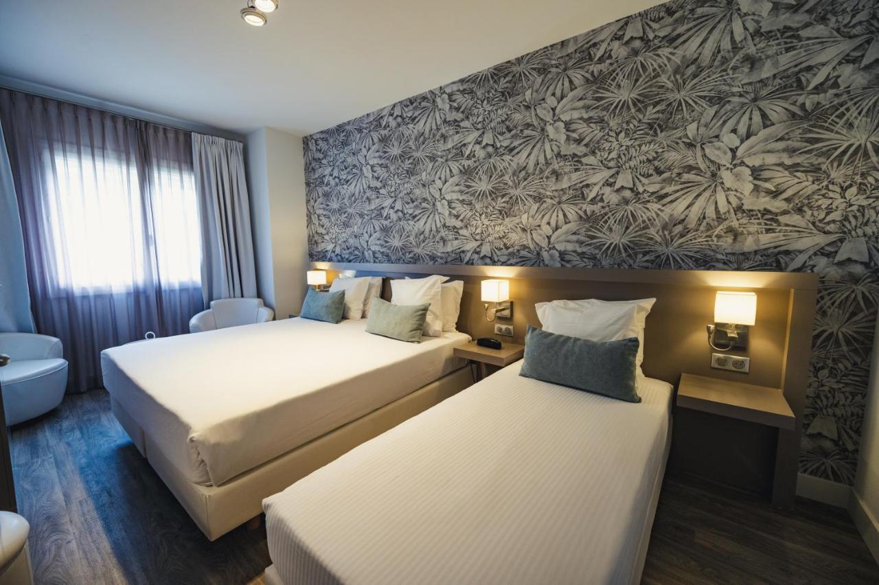 Van Der Valk Hotel Le Catalogne Сен-Глф Экстерьер фото