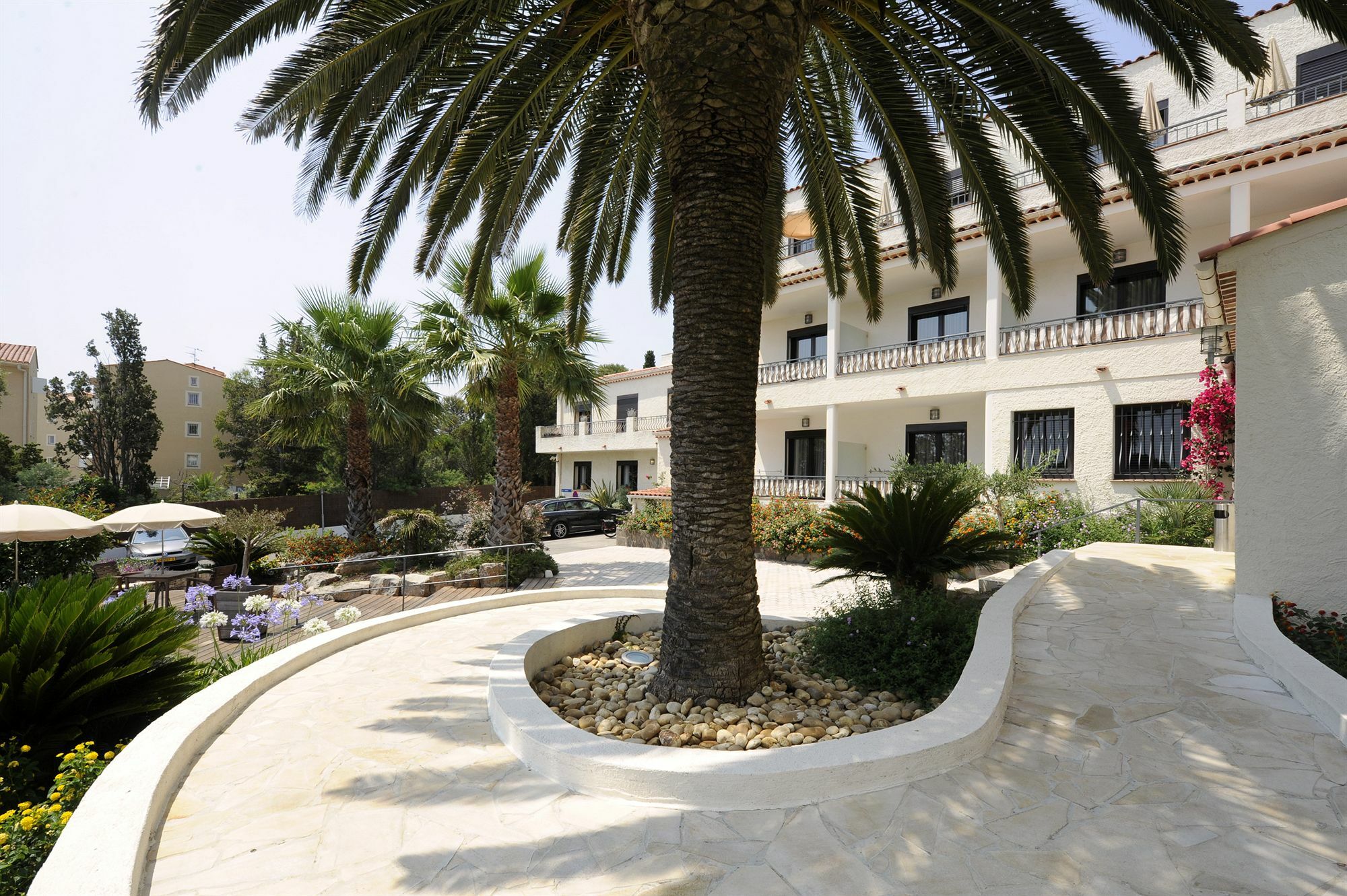 Van Der Valk Hotel Le Catalogne Сен-Глф Экстерьер фото